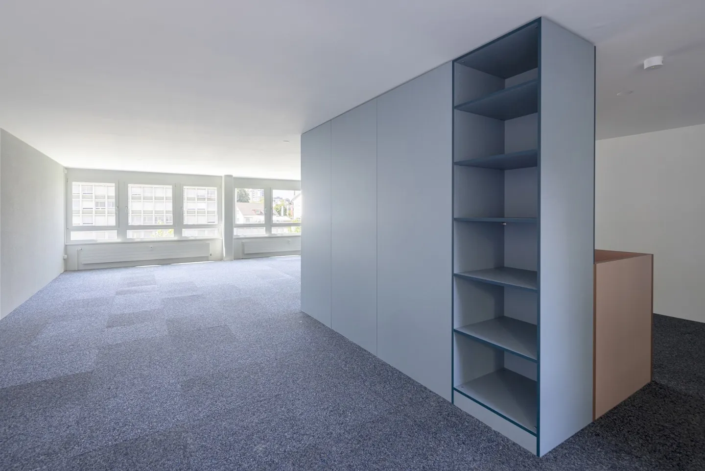 Inspirant et entièrement aménagé - Atelier sur deux niveaux - Photo 8 sur 13