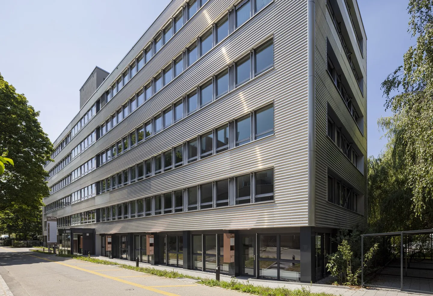 Compact, flexible et immédiatement utilisable - Bureau près de la ville de Berne - Photo 10 sur 10