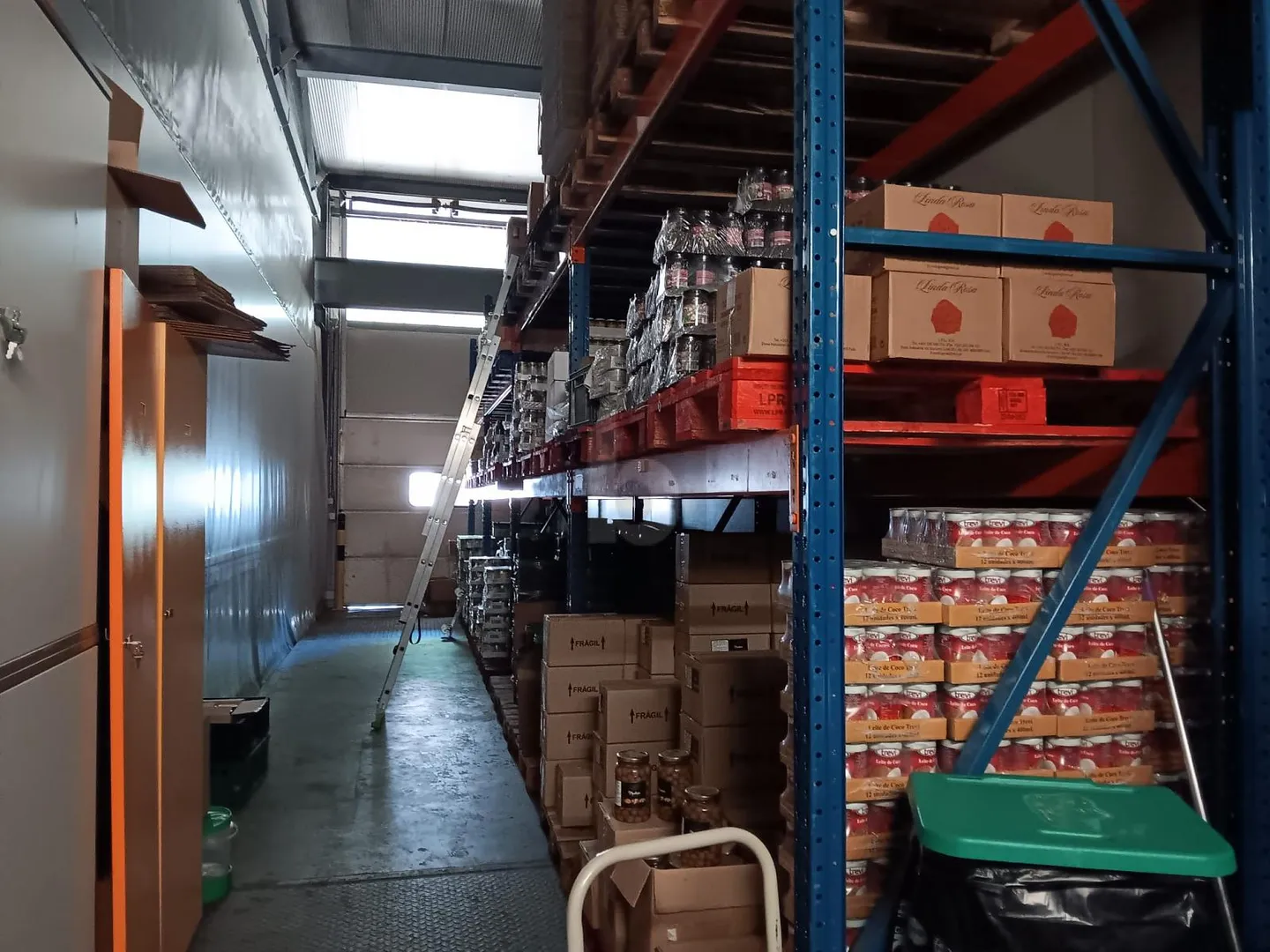 2 Cold Rooms and Office Near Yverdon! - Photo 5 of 6