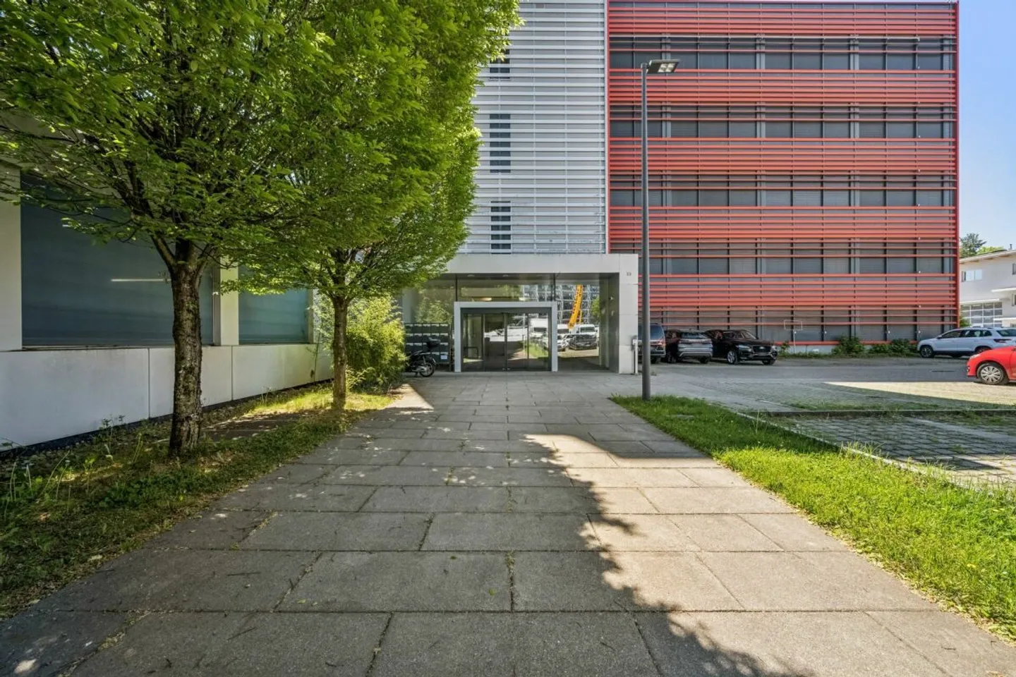 Small office for interim use at a preferential price - Photo 9 of 10