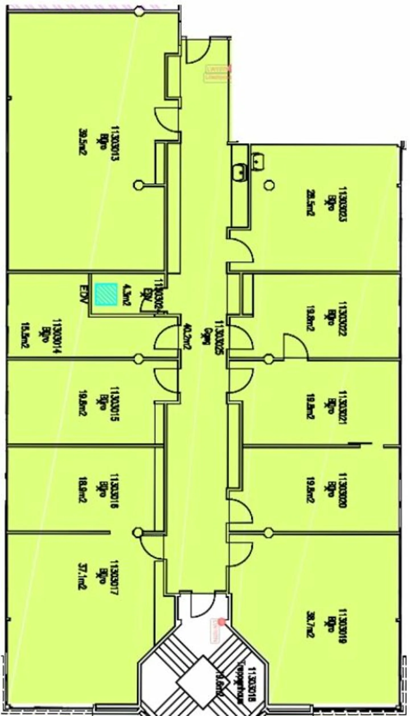 Spacious office space with flexible room layout - Photo 10 of 11