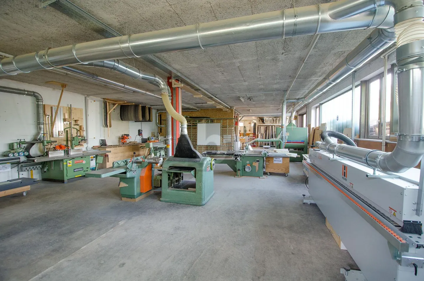 Werkstatt mit Direkter Zufahrt - Foto 2 von 5