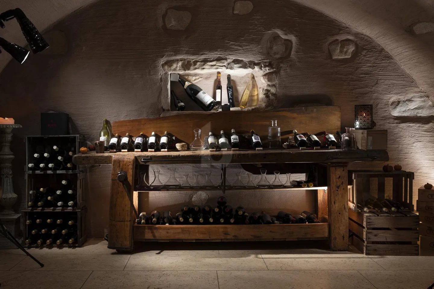 MAGNIFICENT GASTRONOMIC SPACE - Photo 1 of 6