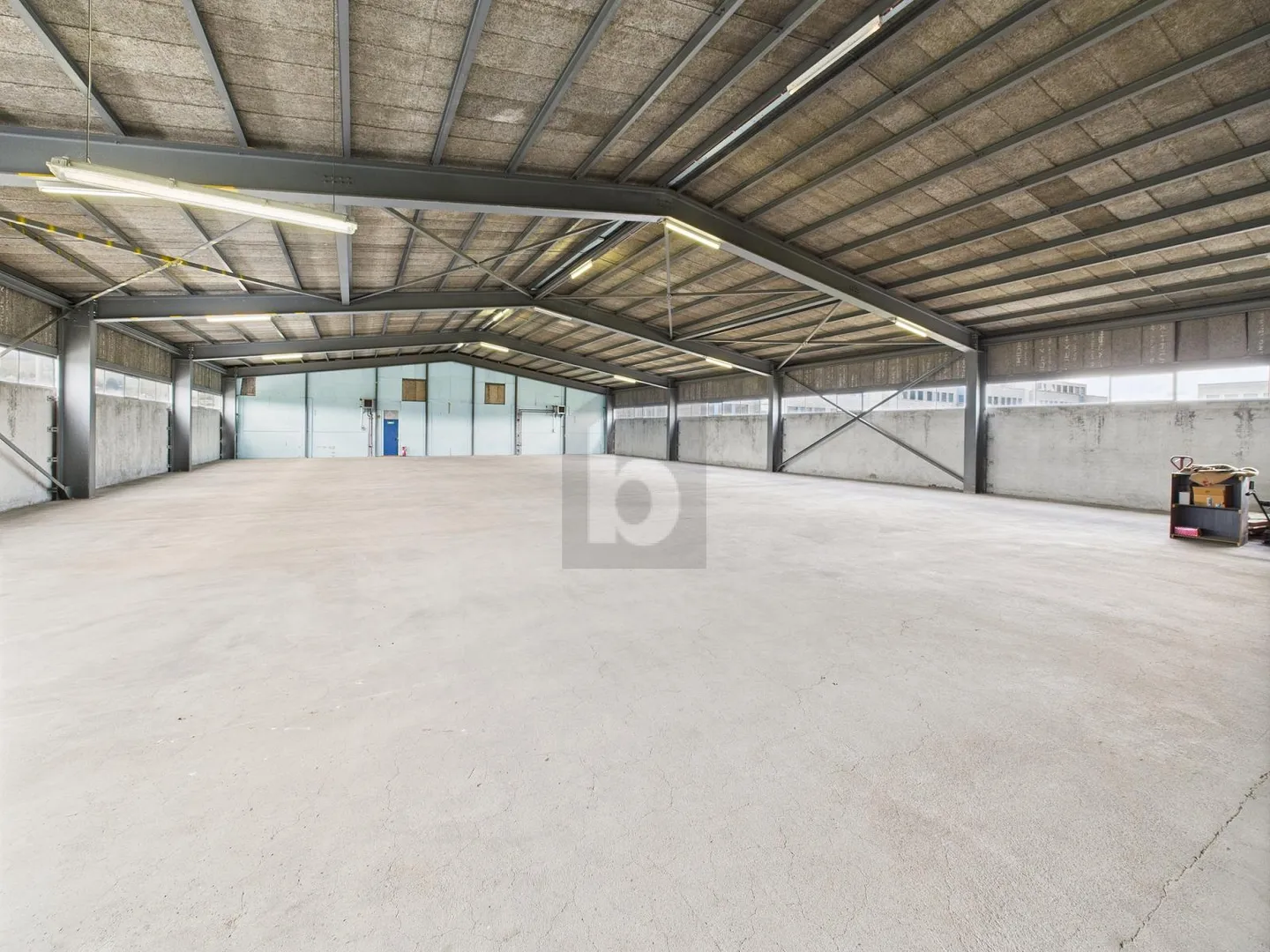 PRACTICAL AND EASILY ACCESSIBLE - Photo 1 of 5