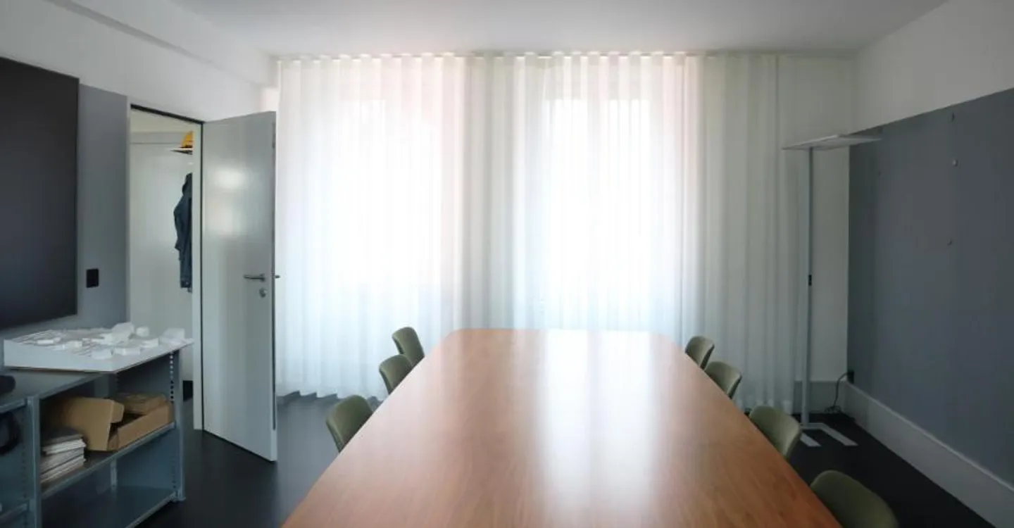 Very beautiful offices / commercial premises of 200 m2 in Delémont - Photo 2 of 9