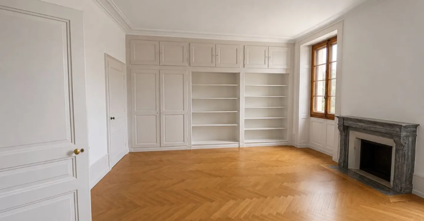 Commercial space in Neuchâtel with a view of the lake and the Alps - Photo 3 of 12