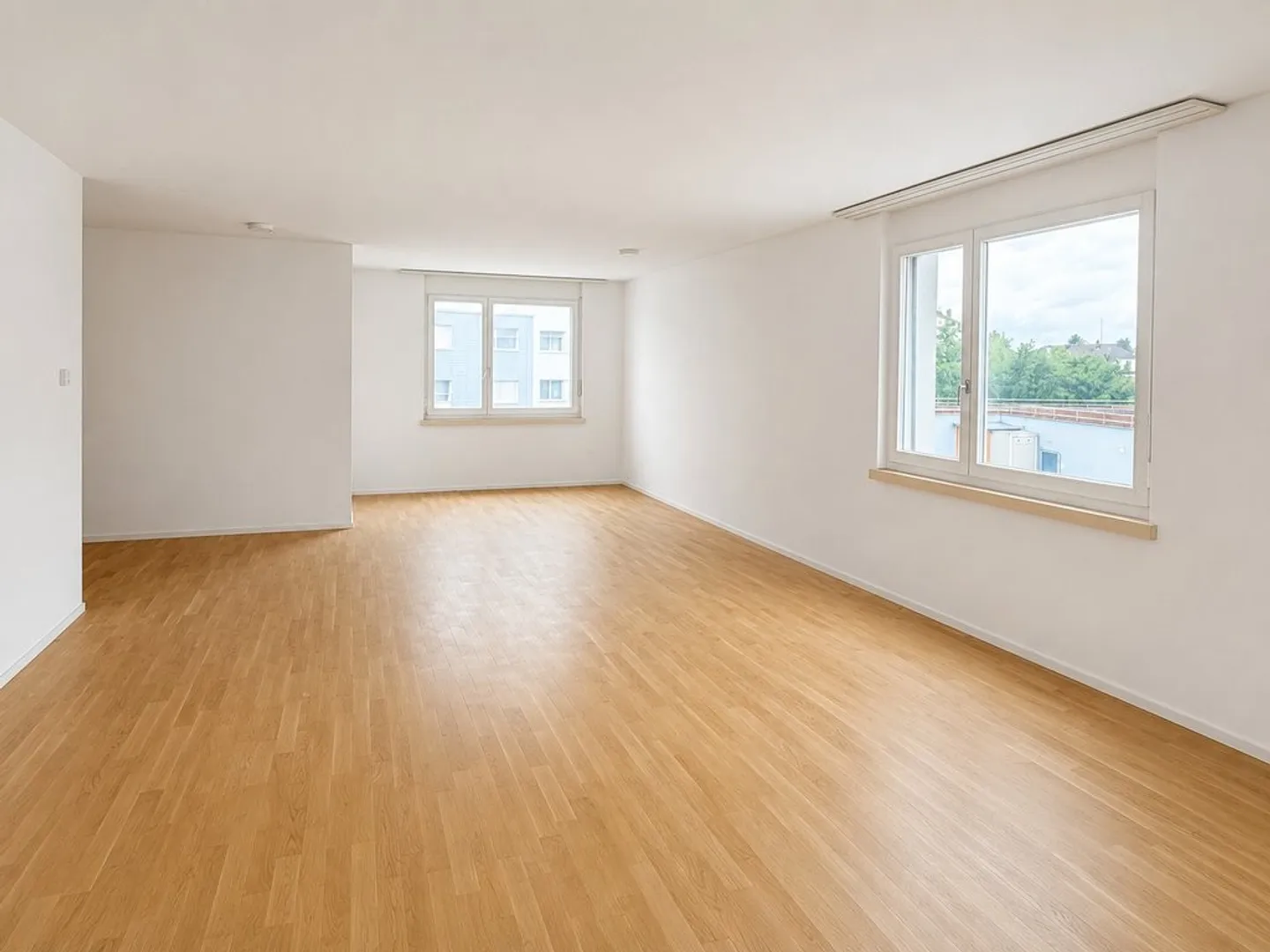 Your new commercial property! Ideal for office, practice, and more - Photo 3 of 4