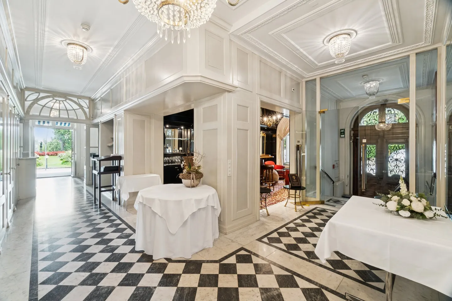 Historic Business Villa in Zurich - Photo 3 of 10