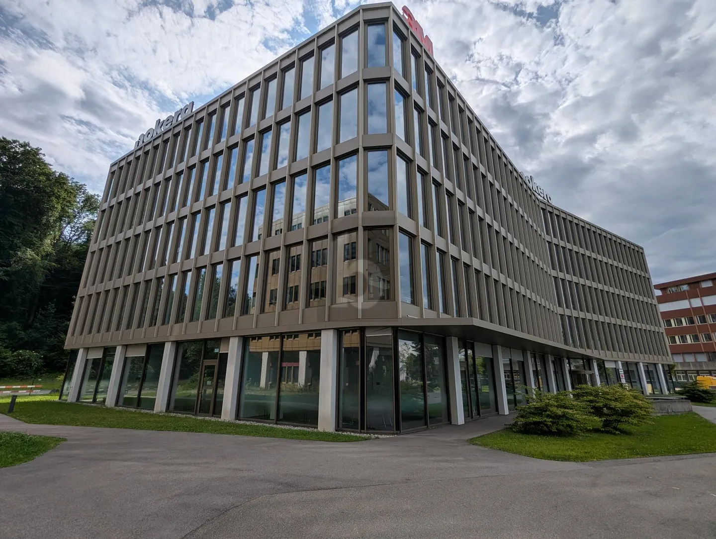 Modern Office Space in Rüschlikon - Photo 1 of 6