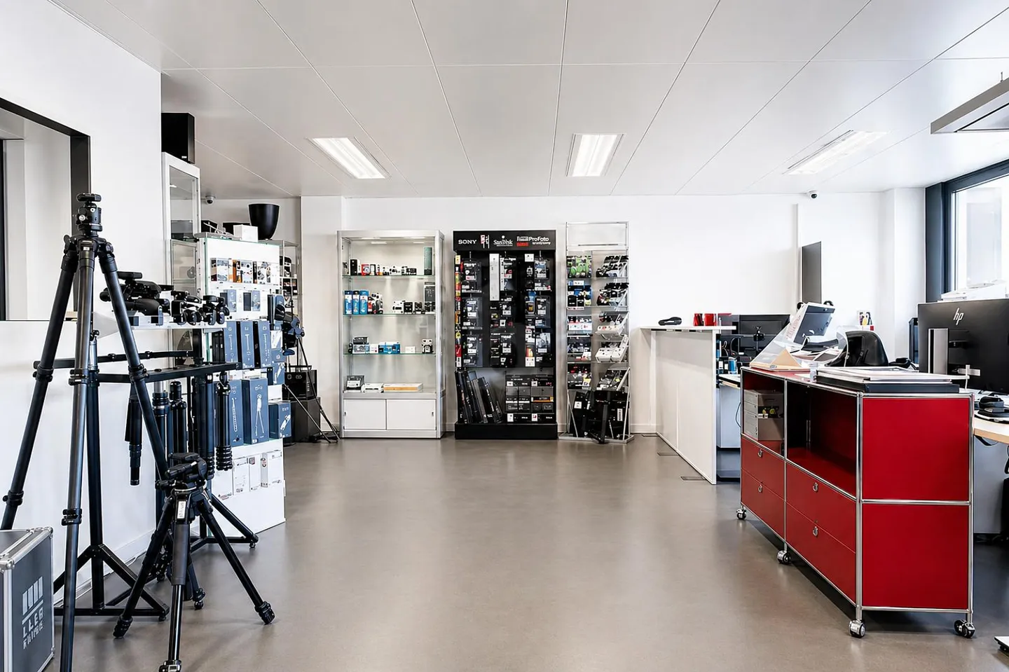 Versatile Commercial Space - Photo 3 of 6