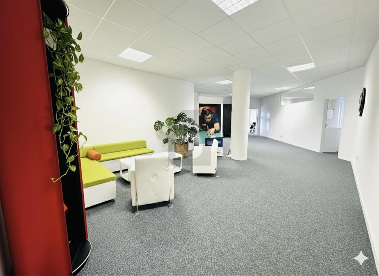 Spacious Office Space in Central Luzern - Photo 1 of 6