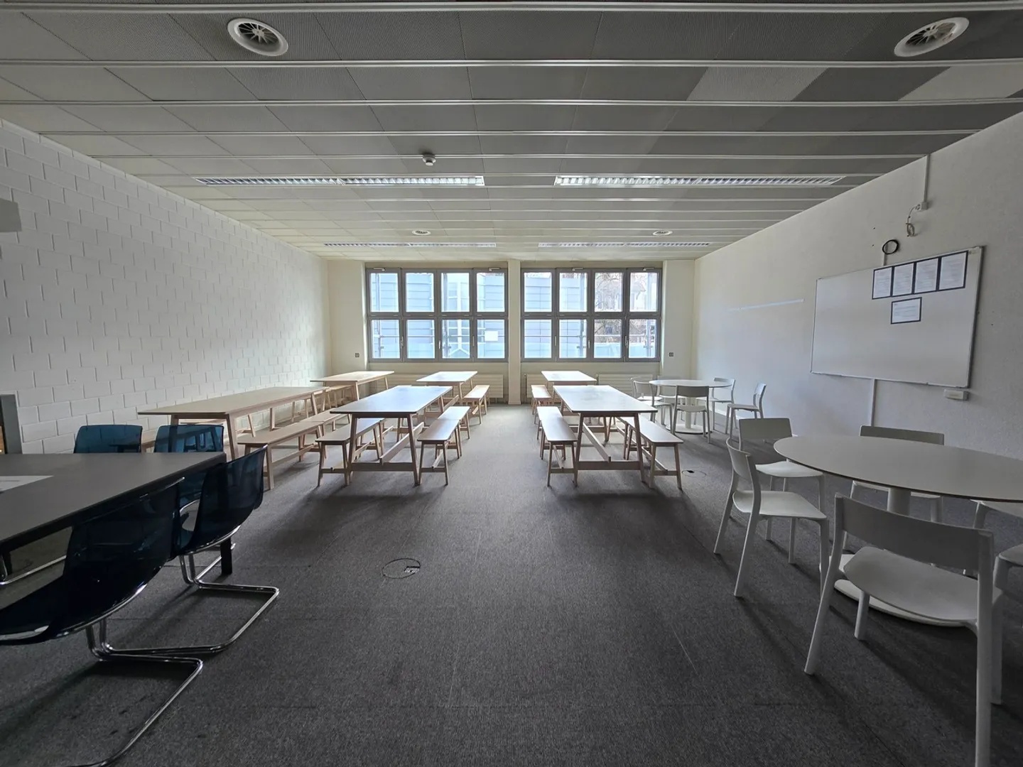 418m2 - Büro in der Nähe des Zentrums von Neuchâtel - Foto 4 von 7