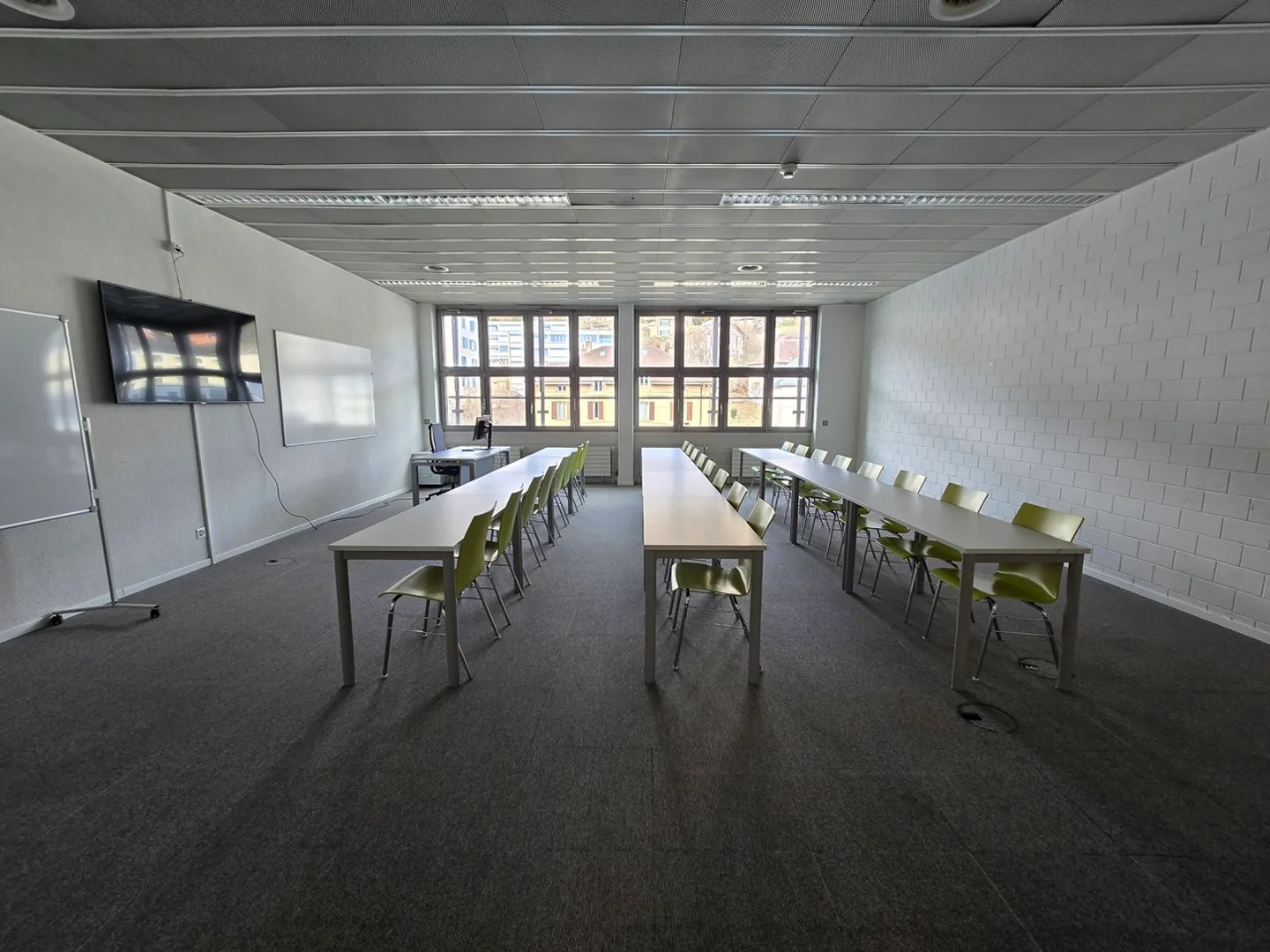 418m2 - Büro in der Nähe des Zentrums von Neuchâtel - Foto 5 von 7