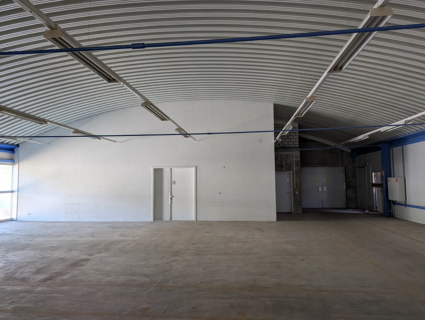 Spacious Commercial Space - Photo 5 of 5
