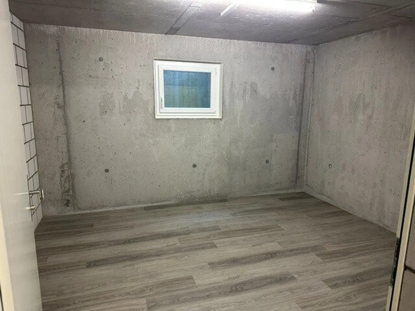 Hobby room / storage room approx. 13 m2 for rent - Photo 2 of 5