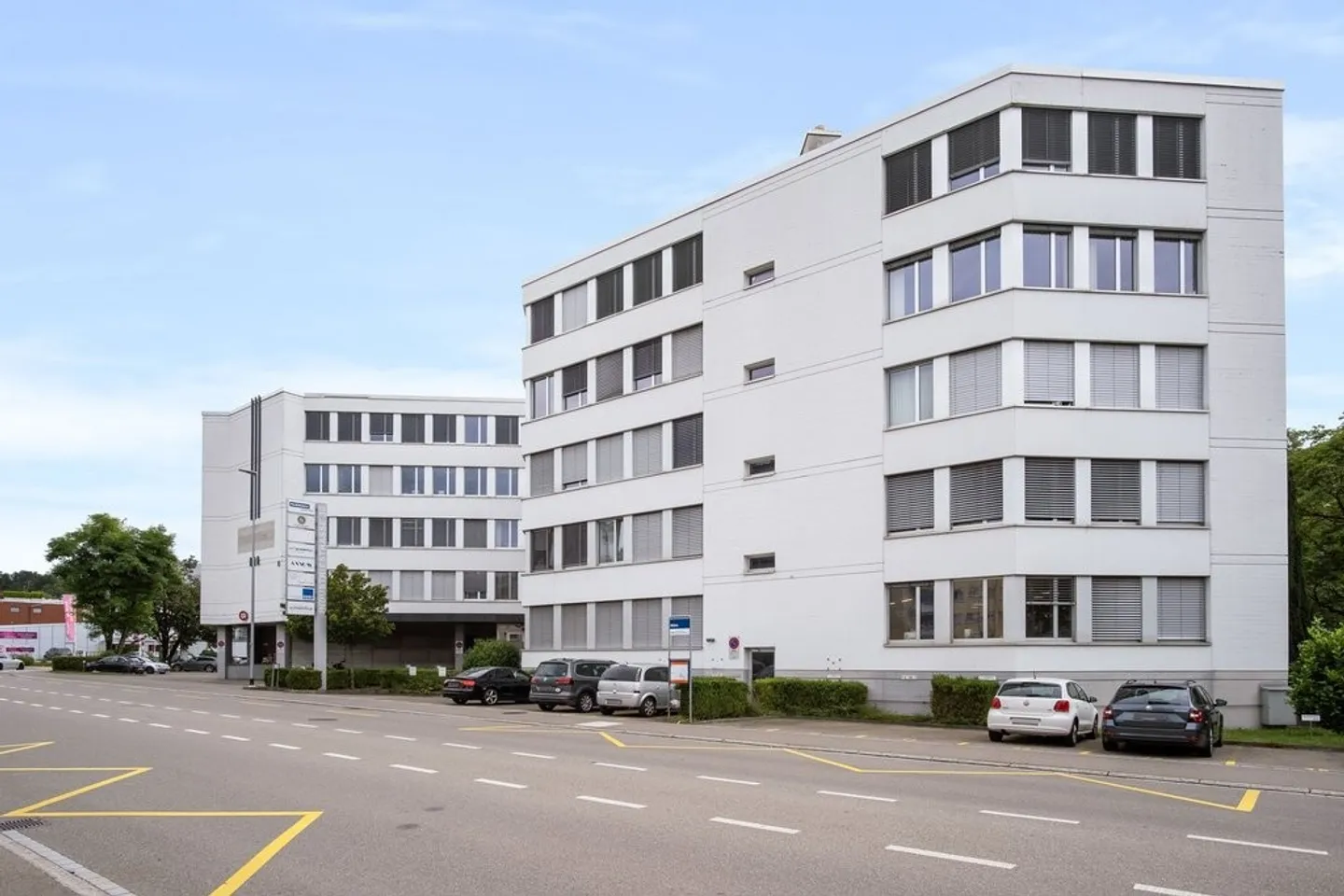 Looking for office space? Lease start 01.11.2026 - Photo 1 of 2