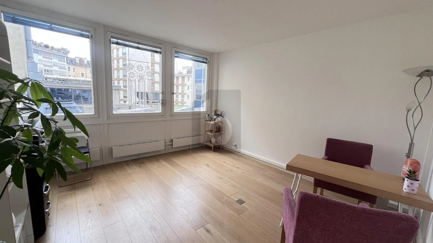 IN THE HEART OF EAUX-VIVES FULLY RENOVATED - Photo 1 of 6