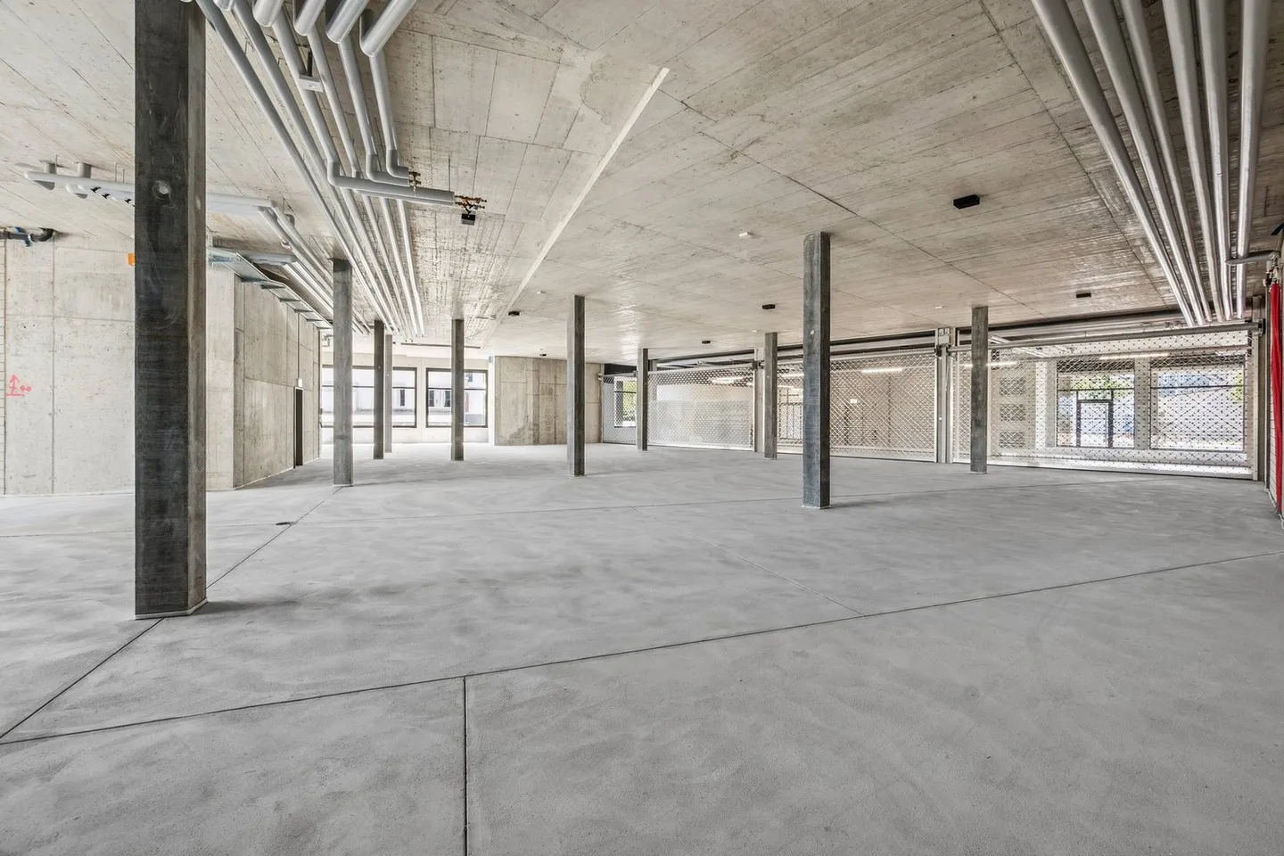 Spacious retail space in the new center of Arnegg - ideal for your concept! - Photo 5 of 8