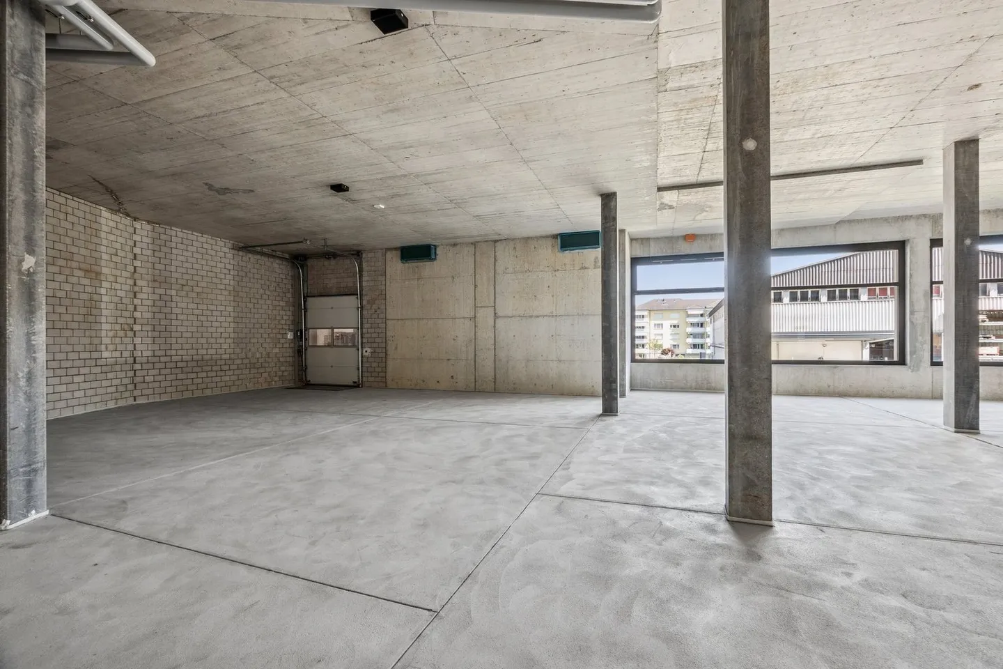 Spacious retail space in the new center of Arnegg - ideal for your concept! - Photo 8 of 8