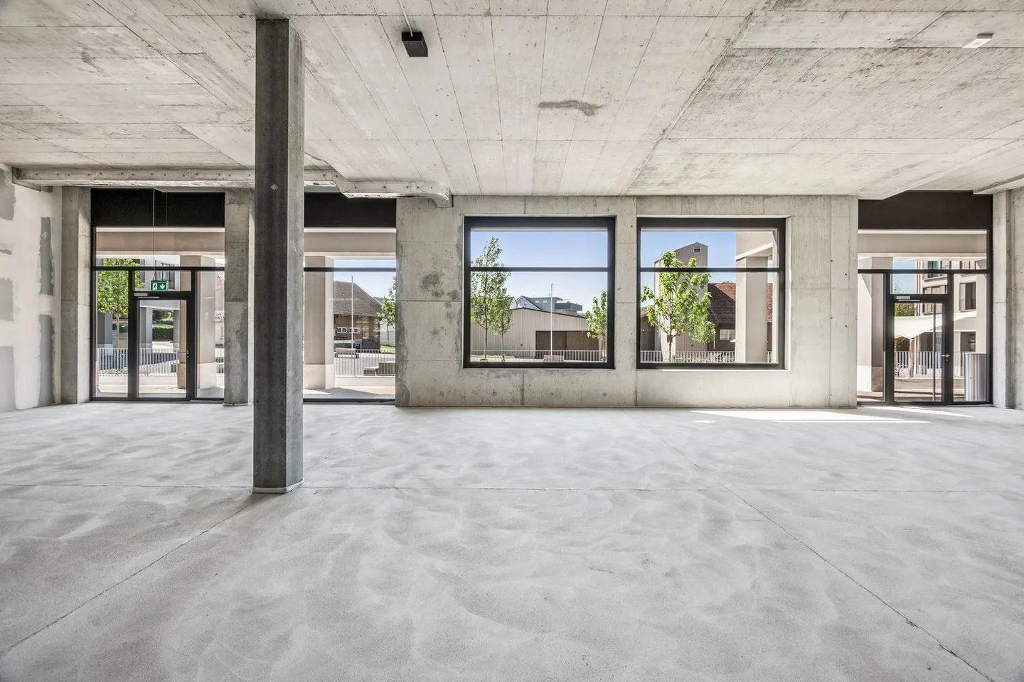 Espace commercial au centre d'Arnegg - idéal pour des concepts avec une fréquence de clients - Photo 7 sur 8