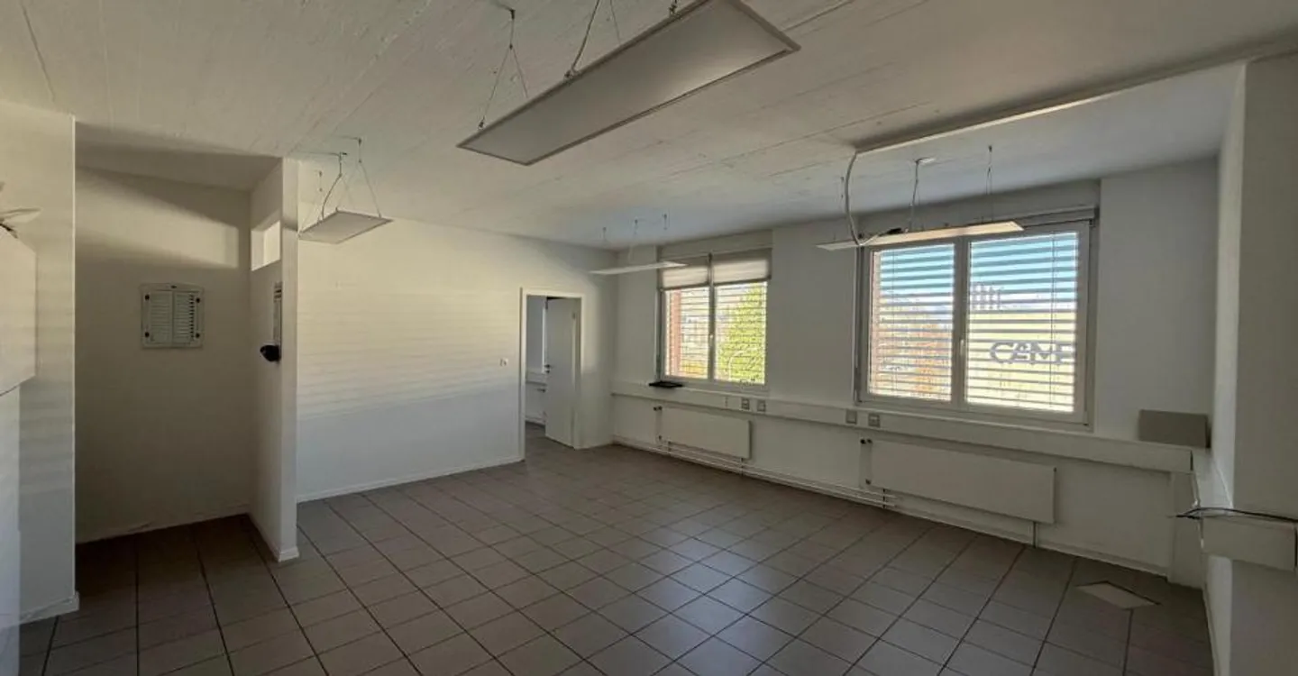 Blancherie 61 - Office 36 - Photo 8 of 13