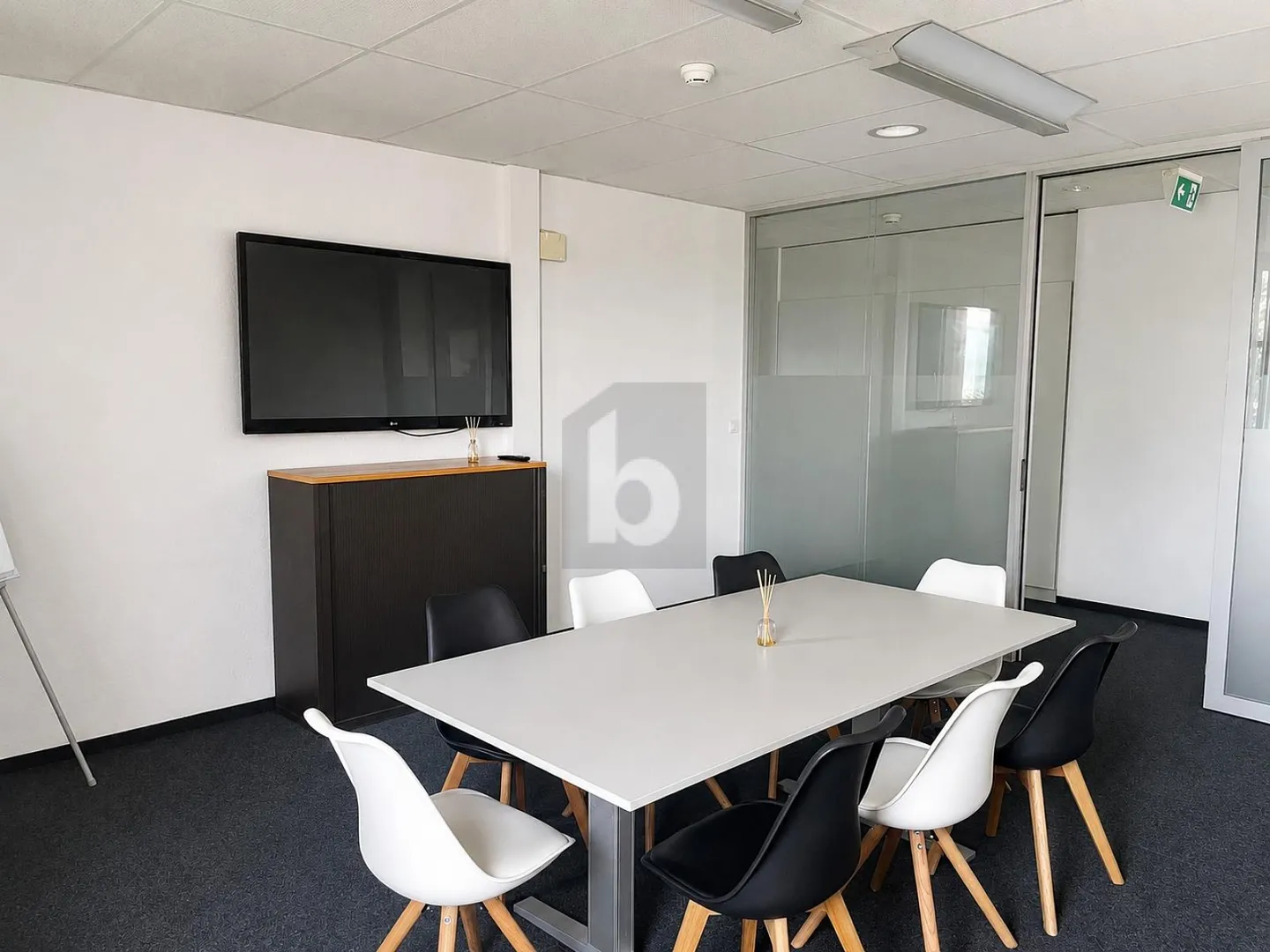 BUREAUX AVEC SALLE DE RÉUNION À MALLEY - Foto 2 von 6