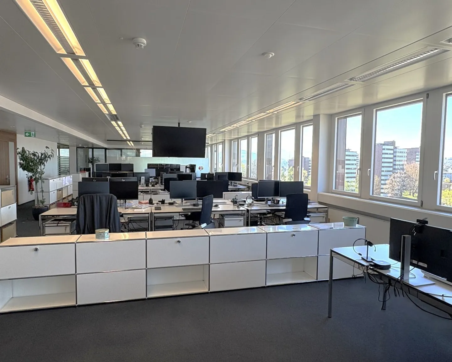Espace de Bureau Premium à Neuchâtel - Photo 3 sur 6