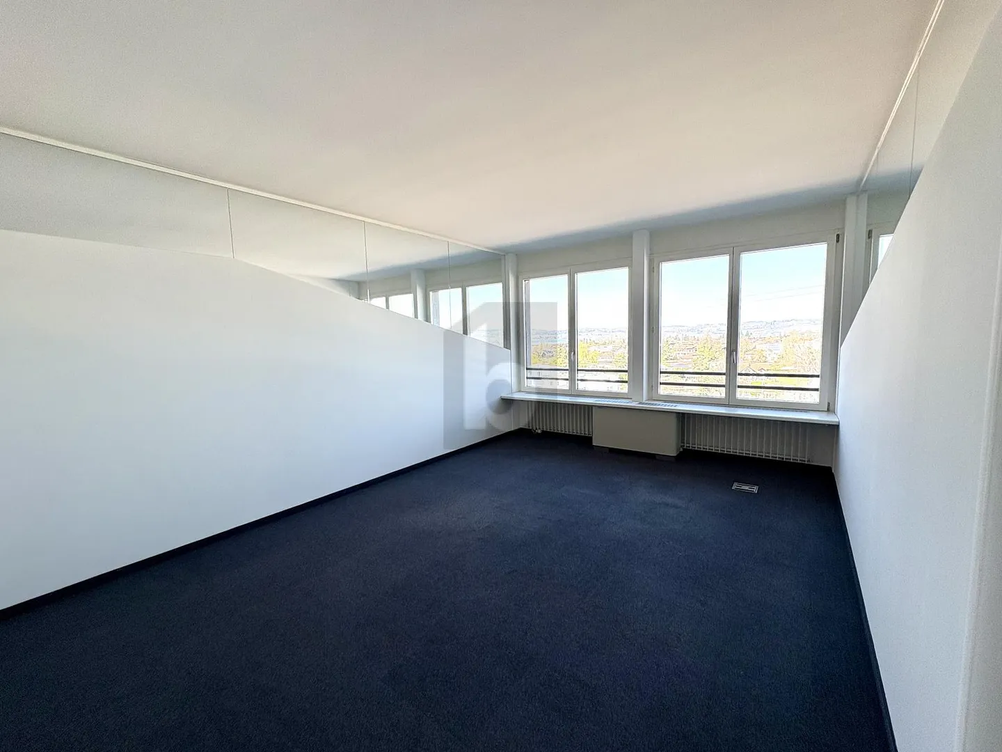 REPRÄSENTATIV MIT WUNDERBARER SEESICHT - Foto 2 von 5