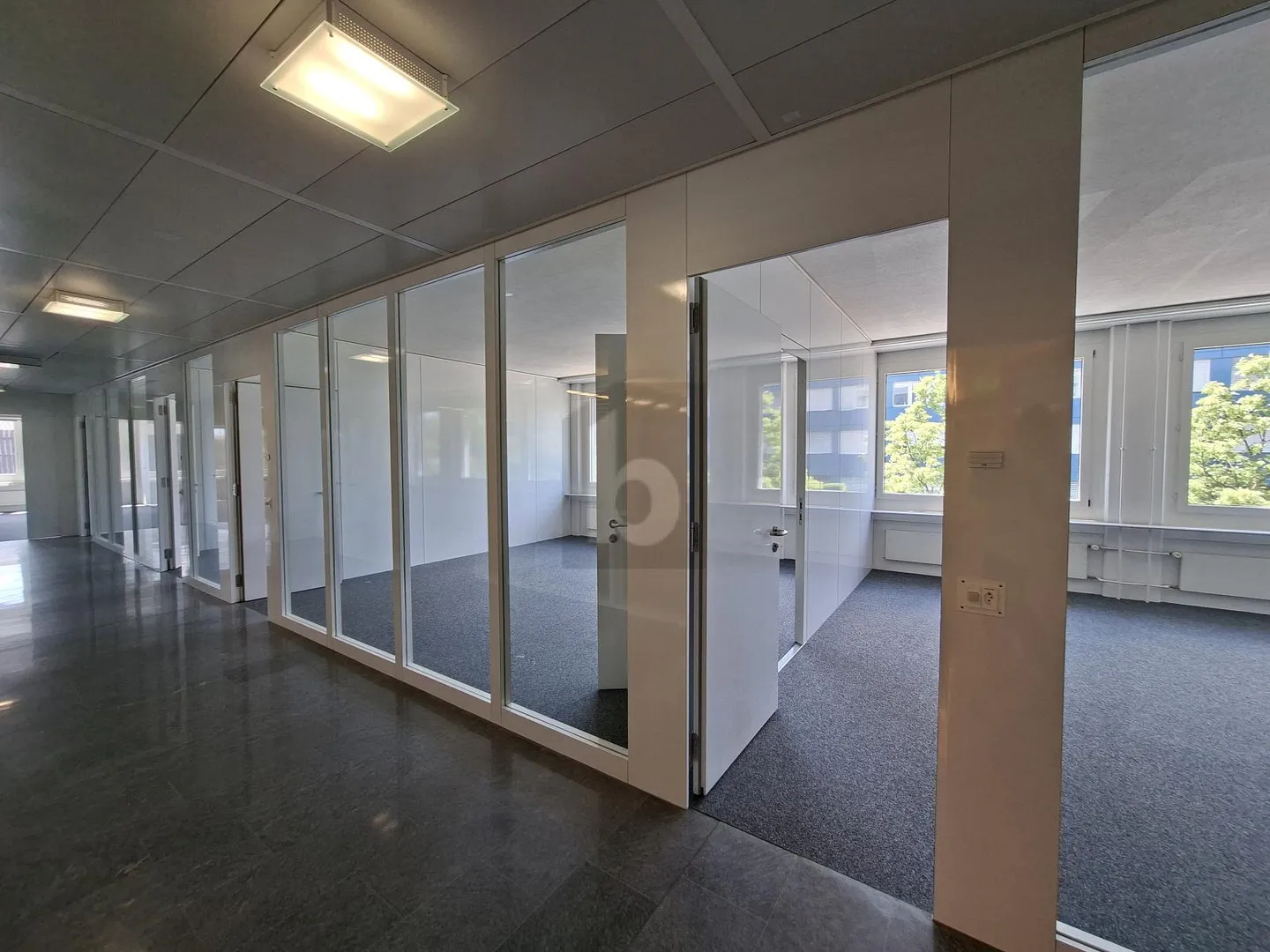 FLEXIBLE BÜROFLÄCHEN AUF MEHREREN ETAGEN - Photo 5 of 6