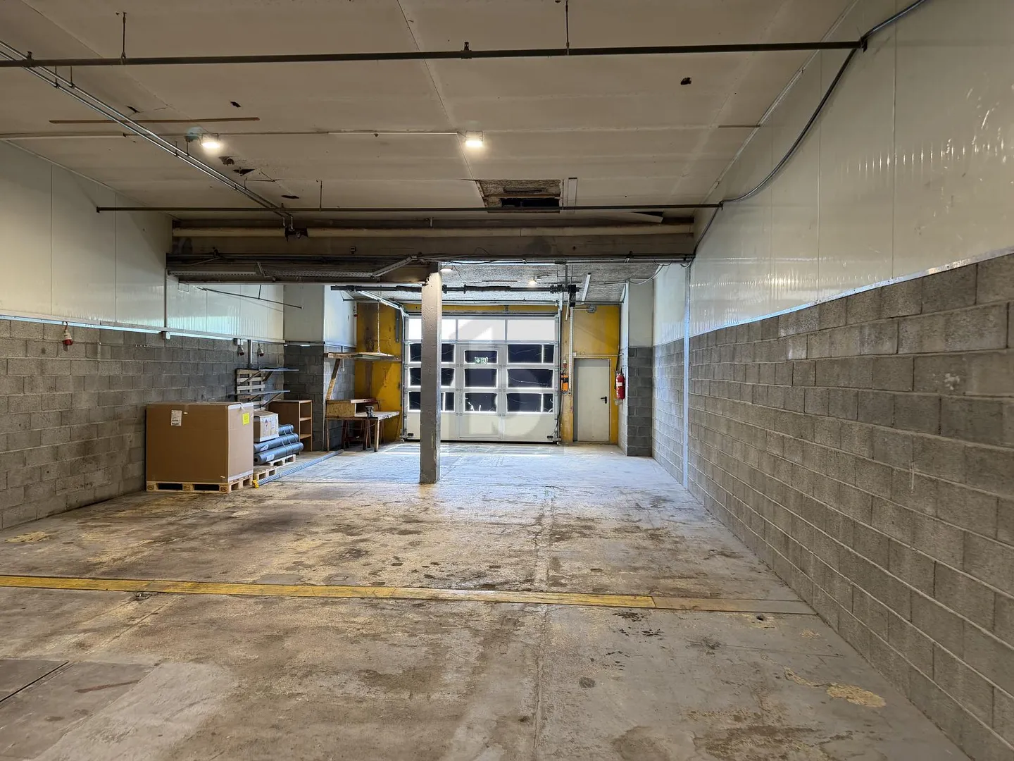 FONCTIONNEL ET FACILEMENT ACCESSIBLE - Photo 2 of 6