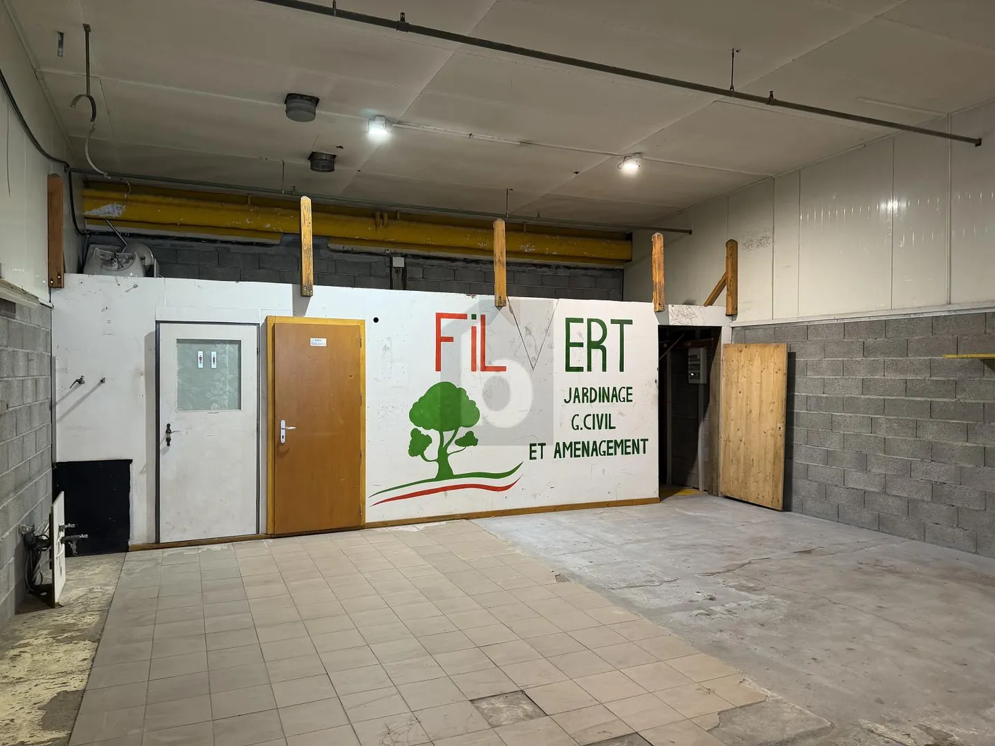 FONCTIONNEL ET FACILEMENT ACCESSIBLE - Photo 3 of 6