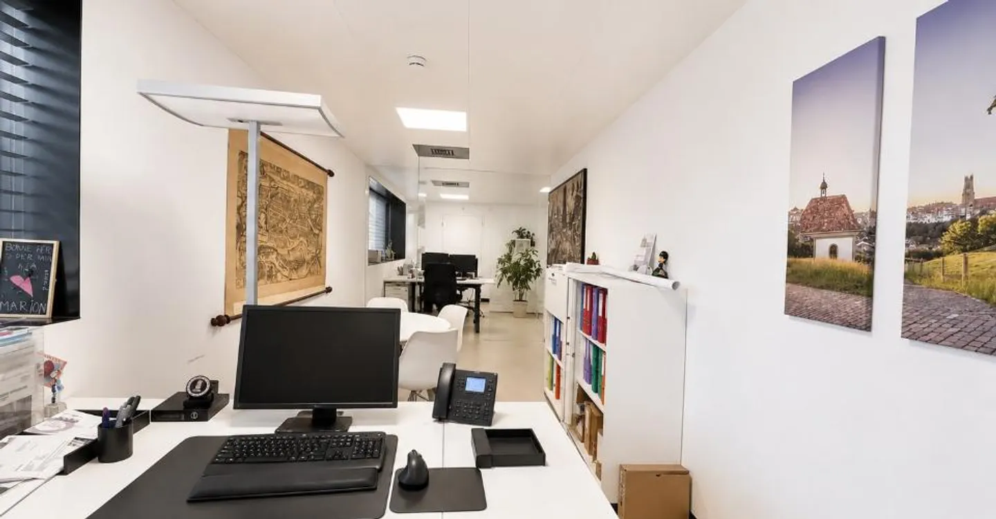 Votre prochaine adresse dans un bâtiment emblématique de Fribourg - Photo 6 of 12