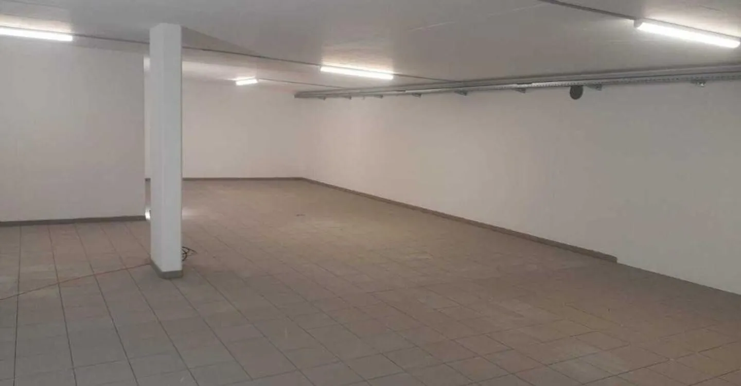 Espace de stockage - Photo 3 sur 6