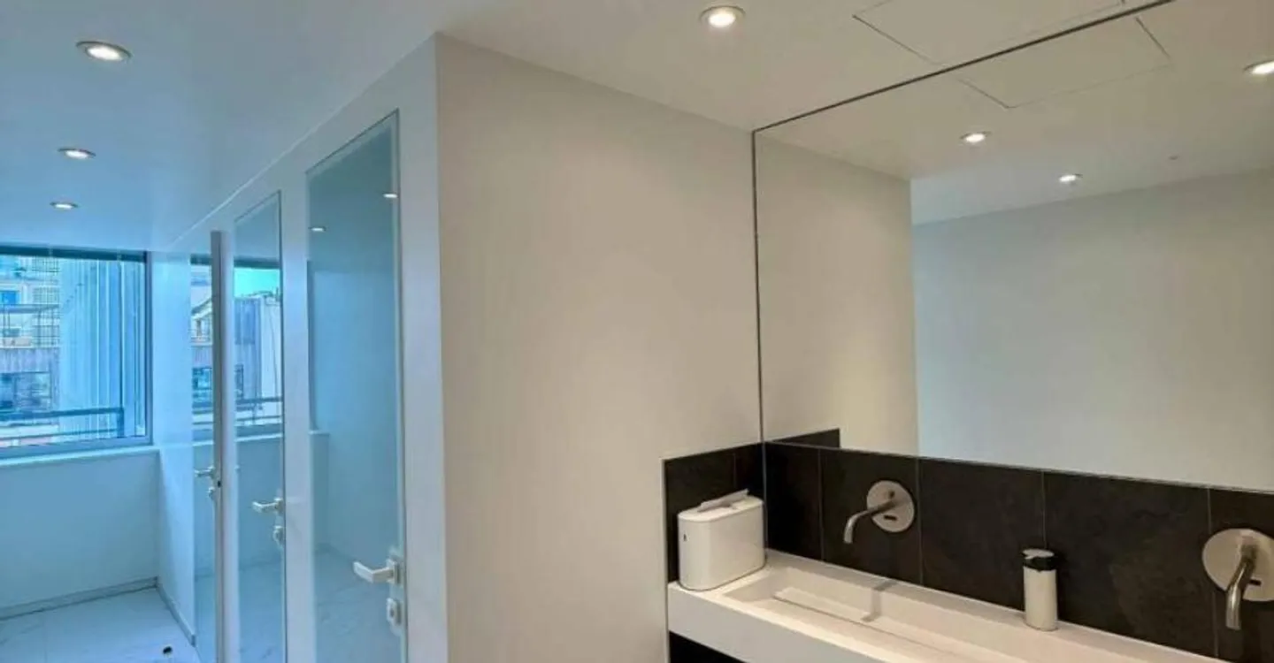 Close to Cornavin Station - 289m2 of offices - Photo 8 of 10