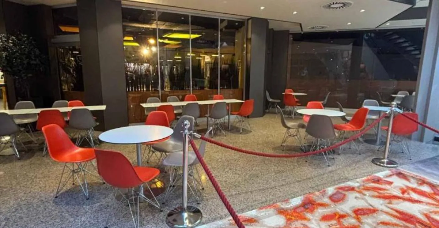 1 381 m² de bureaux à louer – modulables et divisibles à partir de 37 m² - Foto 5 di 12