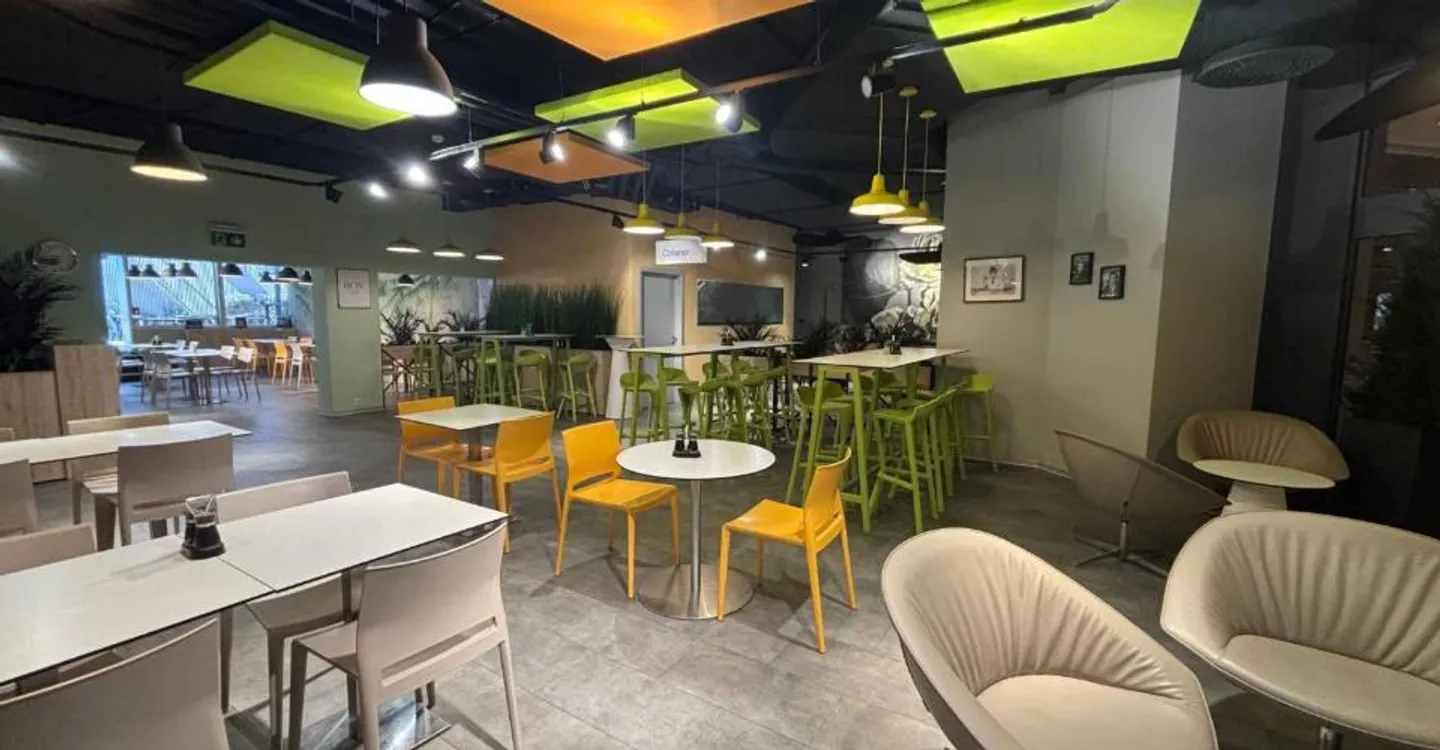 1 381 m² de bureaux à louer – modulables et divisibles à partir de 37 m² - Foto 4 di 12
