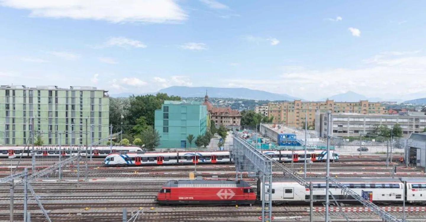 Office space - 1,500 m² in the center of Geneva - Photo 2 of 6