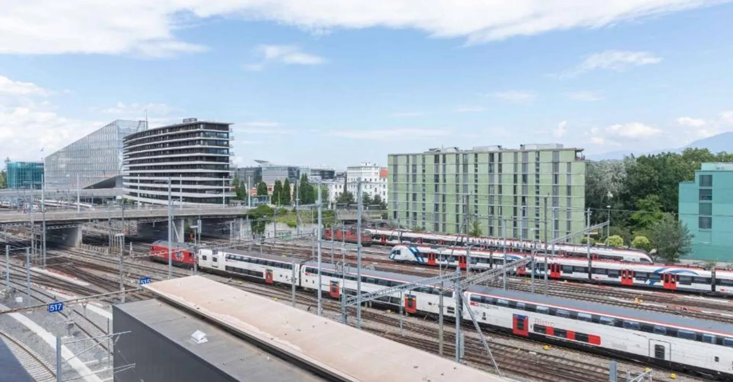 Office space - 1,500 m² in the center of Geneva - Photo 1 of 6
