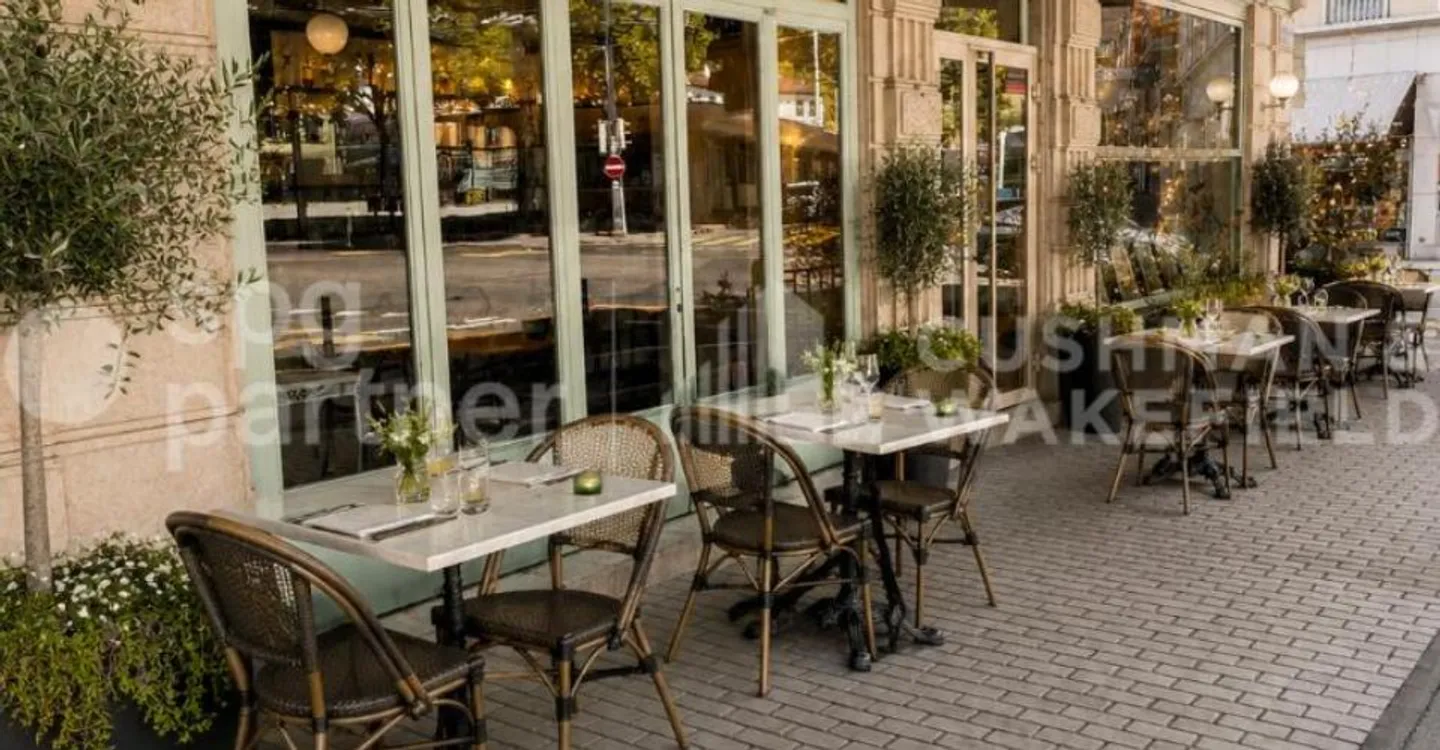 Arcade commerciale équipée de 495 m², vitrine de plain-pied avec terrasse - Tunnel 20 - Foto 4 von 9