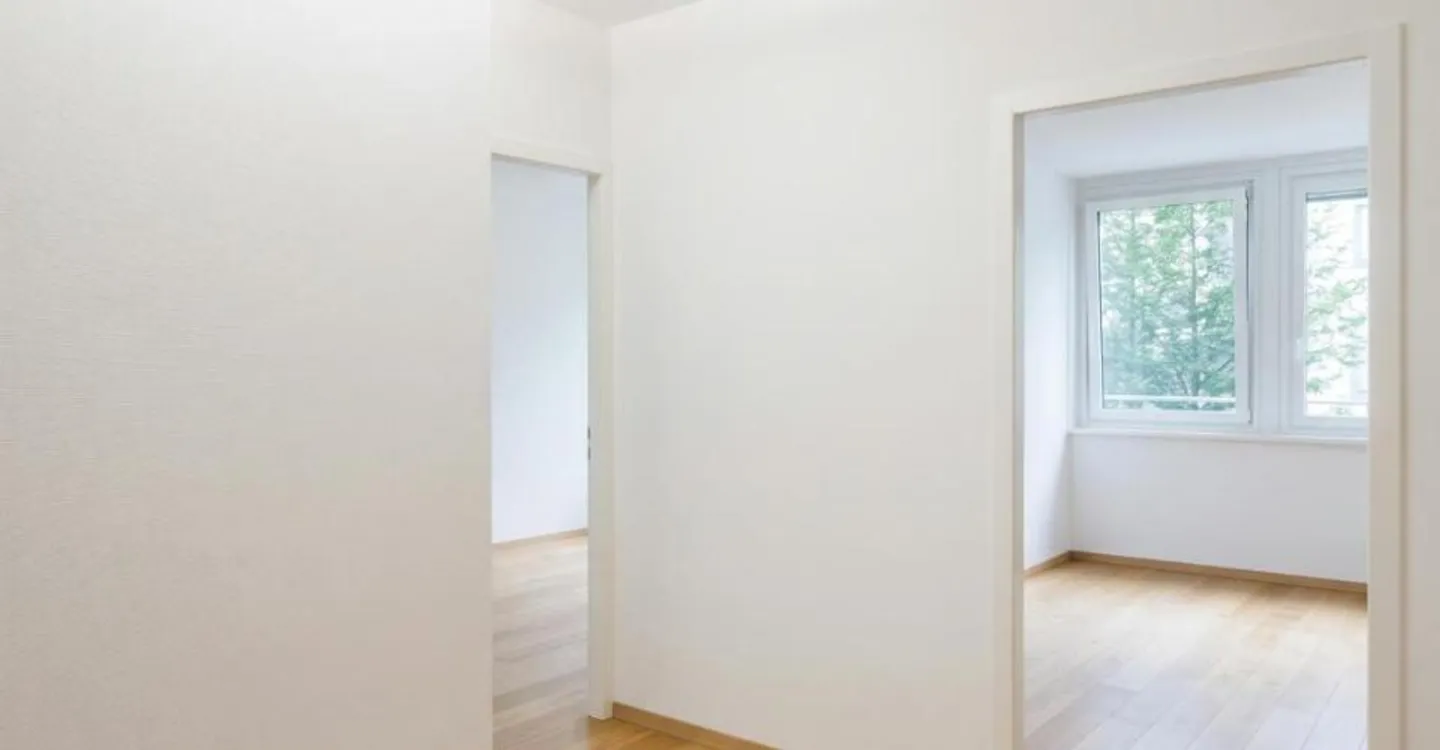 51 m² office for rent in the heart of the Bastions district - Photo 2 of 6