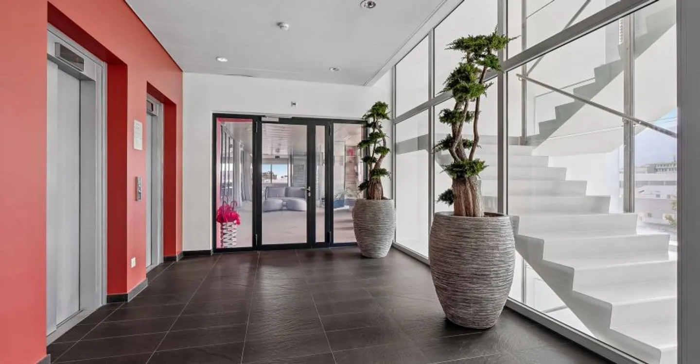 Un espace moderne de 450 m² au coeur de Plan-les-Ouates - Photo 6 of 12