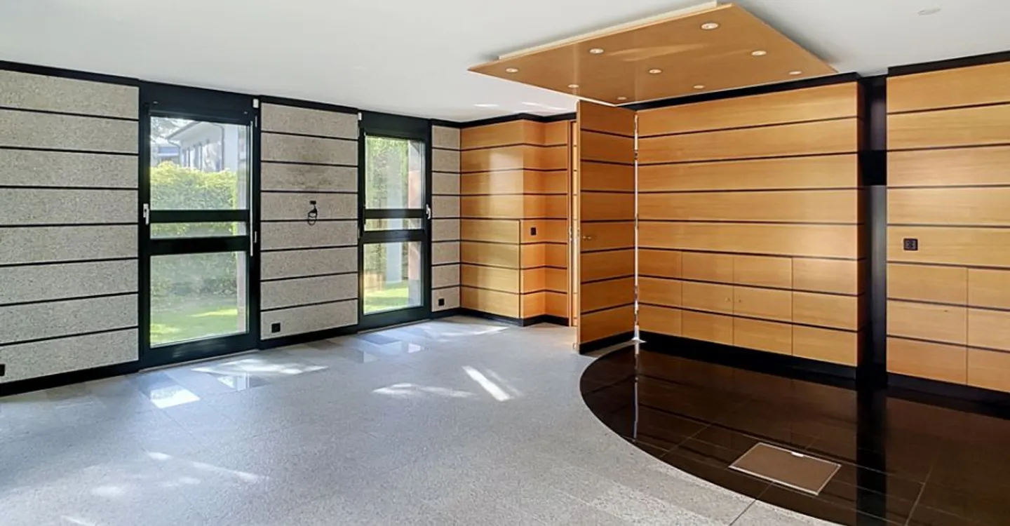 Bureau de 59 m2 idéalement situé à Nyon - Foto 2 von 8
