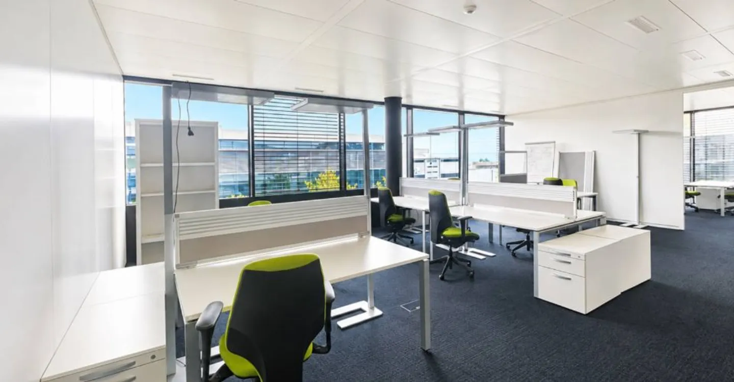 EXCLUSIF – Bureaux Plug &amp; Play de haut standing - Foto 2 von 8