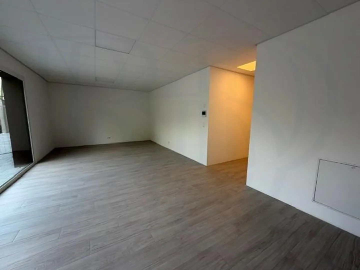 Arcade of 55 m2 on the ground floor - Photo 5 of 9
