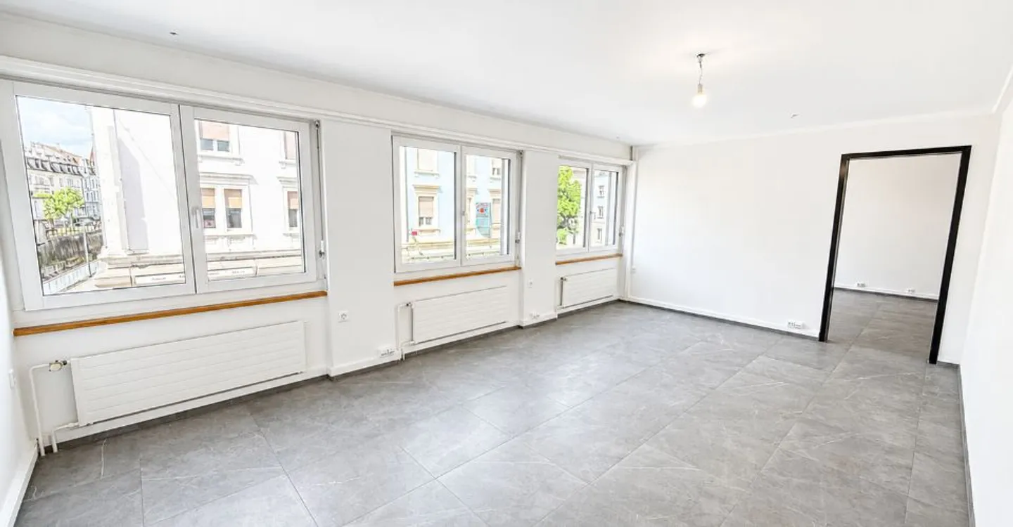 Espace Commercial Lumineux à Delémont - Photo 4 sur 12