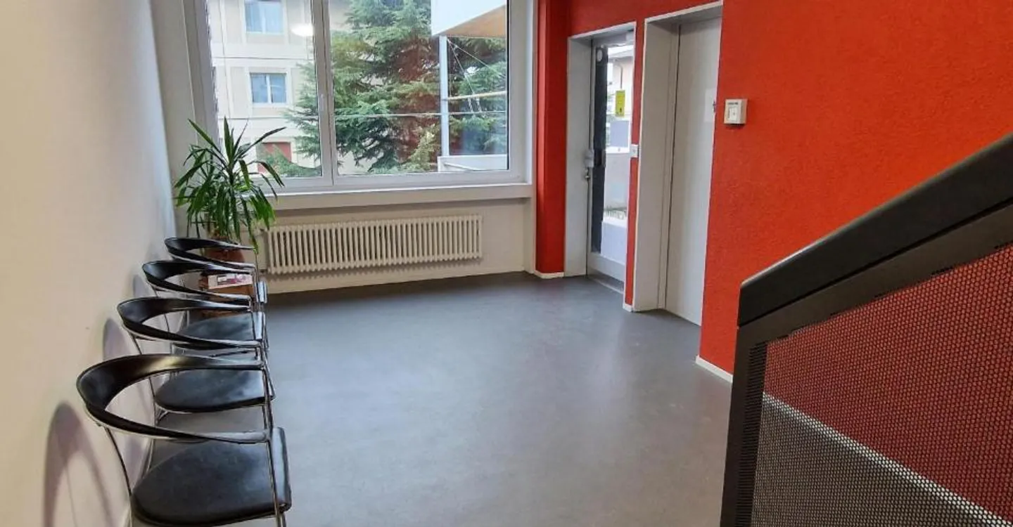 Bureau très bien localisé à Marin - Foto 9 di 9