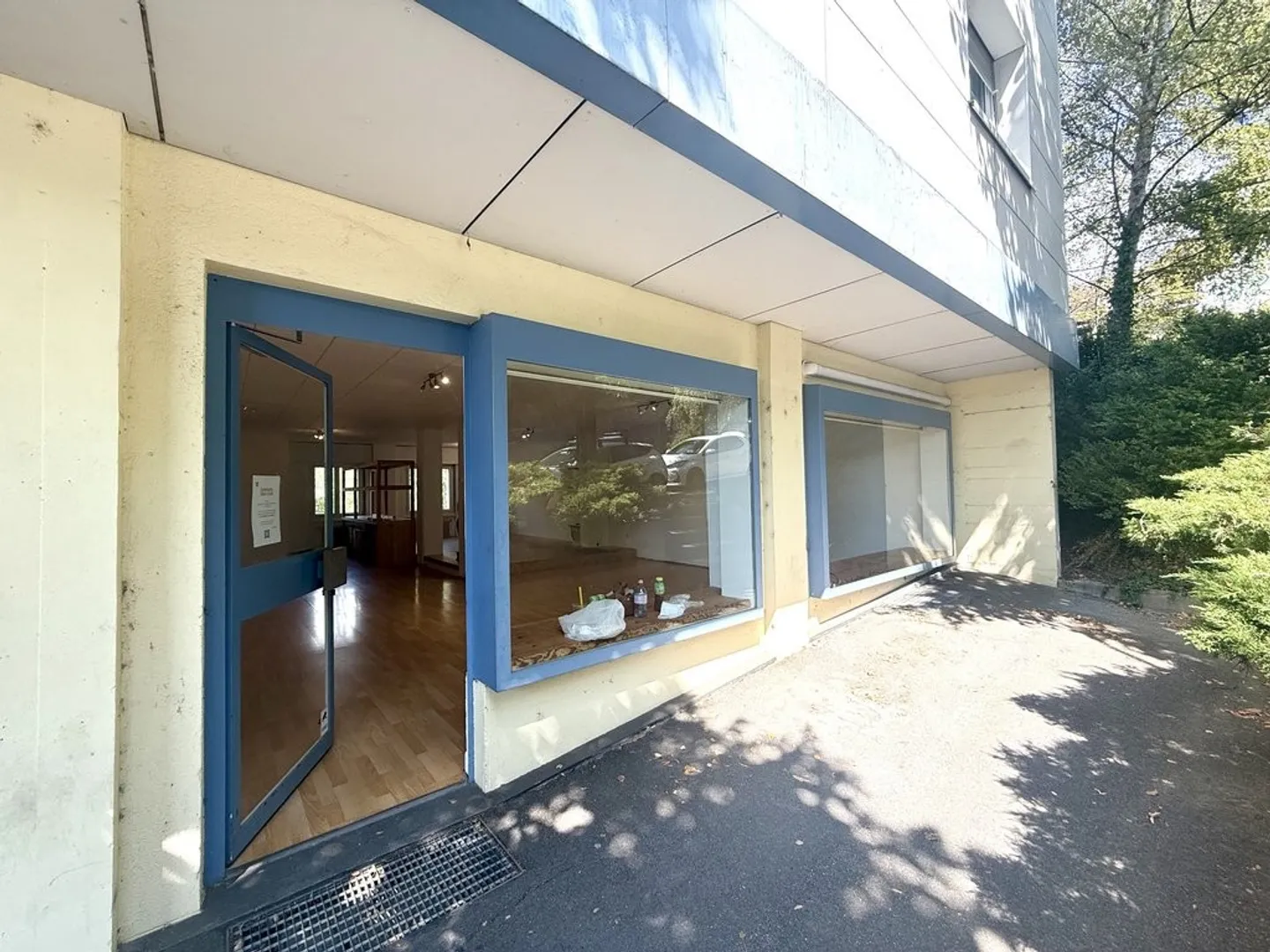Single-storey arcade close to all amenities - Photo 1 of 3