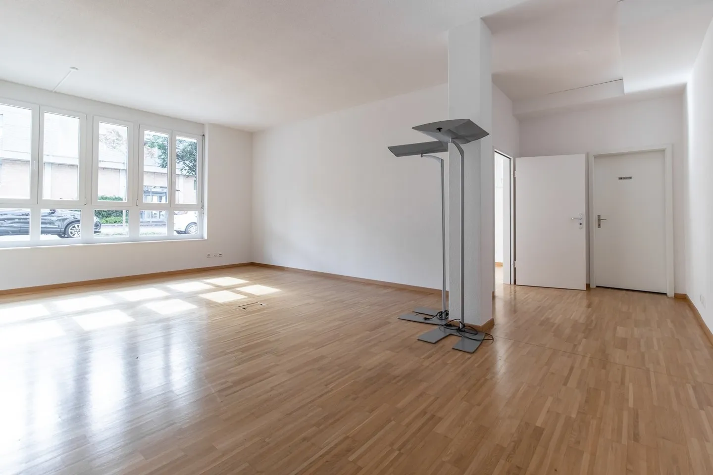 Spazio commerciale moderno a Münsingen cercato? - Foto 6 di 8