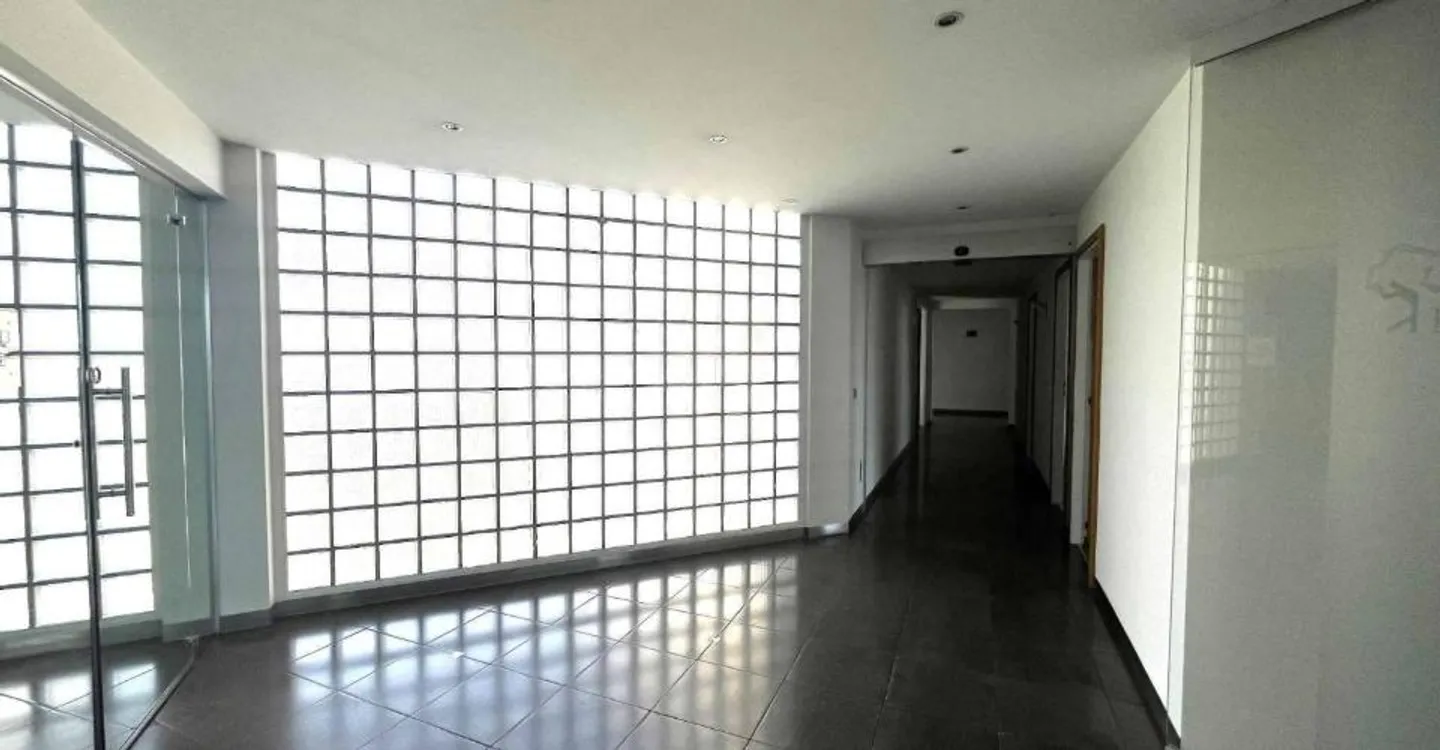 Offices 367m2 - City Center - short term - Photo 10 of 13