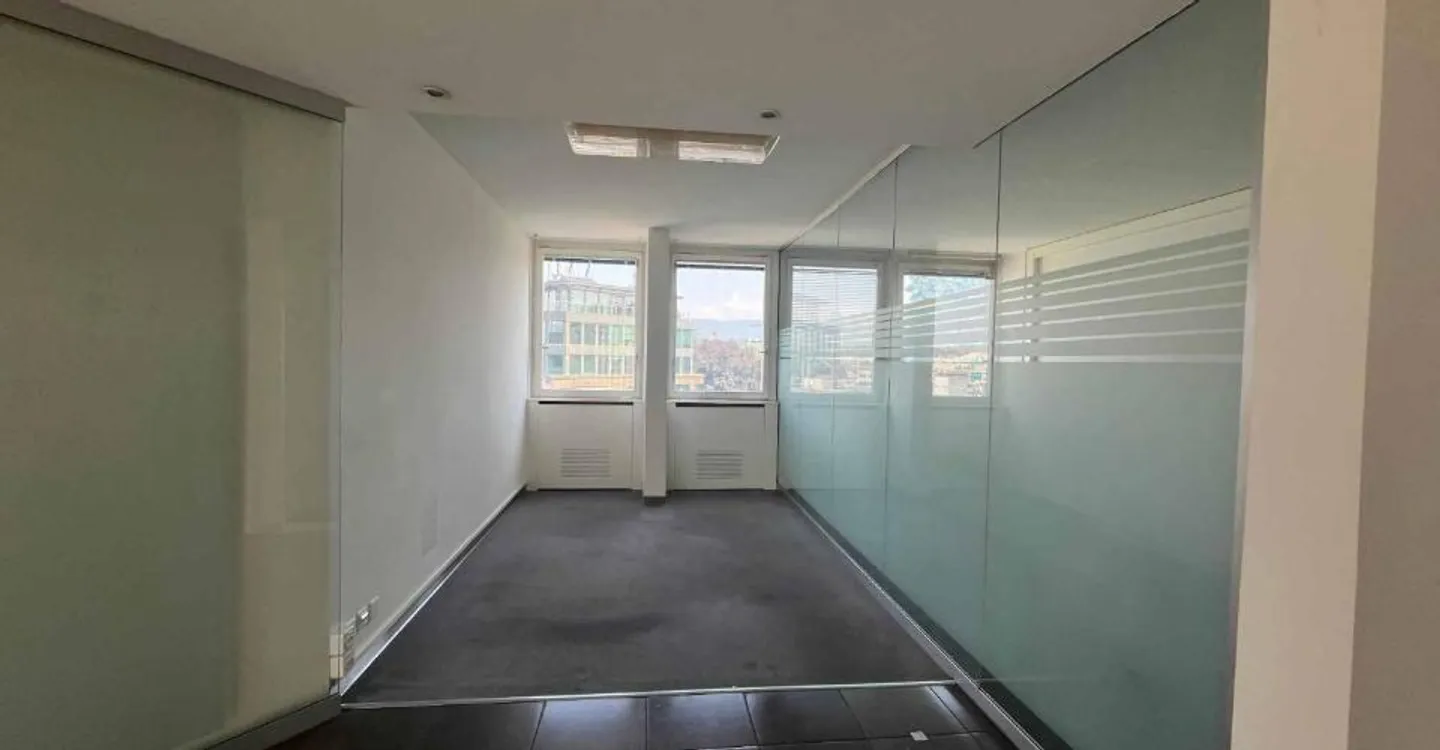 Offices 367m2 - City Center - short term - Photo 7 of 13